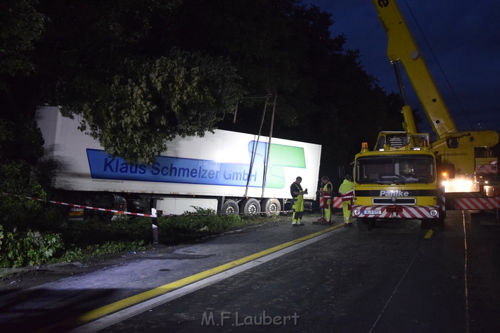 Schwerer VU A 3 Rich Oberhausen Hoehe AK Leverkusen P193.JPG - Miklos Laubert